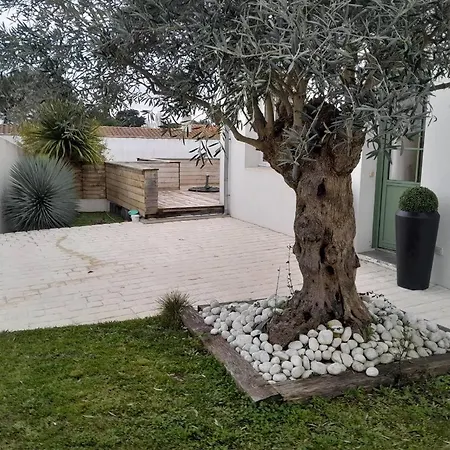 La Maison Du Clocher Hébergement de vacances *