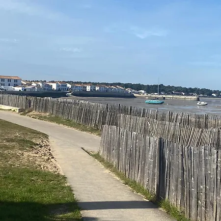 La Maison Du Clocher Rivedoux-Plage